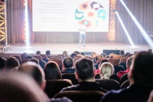 Événement professionnel transformé en contenu digital diffusé sur internet